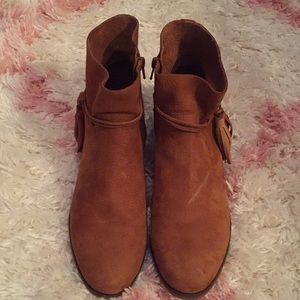 Lucky Brand Leather Camel Ankle Tassel Boots